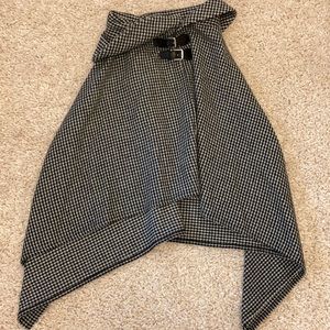 LAUREN RALPH LAUREN Drape Neck Buckle Poncho